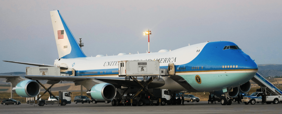 Trump évacué dans un conteneur